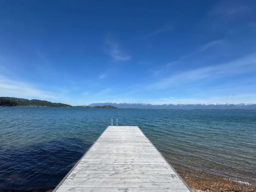 The Old Goat Inn, Wonderful Cottage på Flathead Lake - Image 1