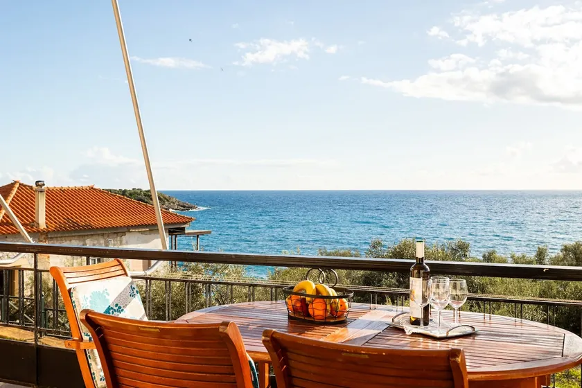 Sunset Serenity - Kardamili Seaside Getaway - Image 1