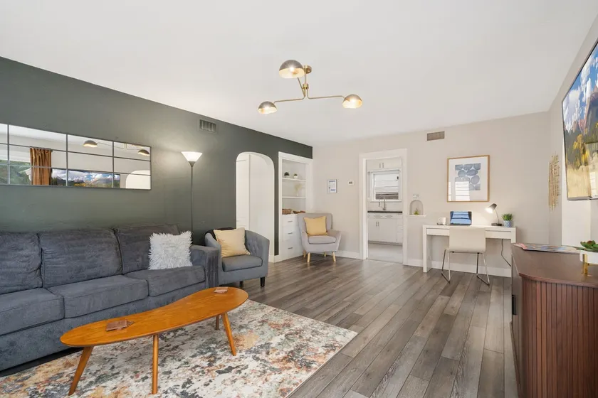 Beautiful Bungalow Next to CSU, Free Cruiser Bikes - Image 1