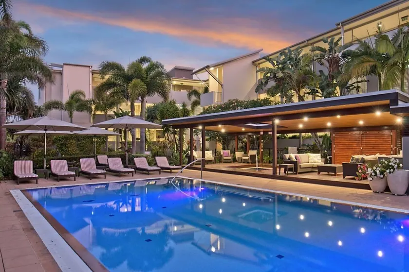 Wave Culture 1204 Beach Bliss - Apartment with complex Pool & Spa - Image 1