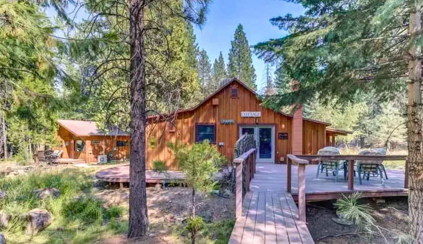 The Cottage - 10 Acres of Relaxation - Image 1