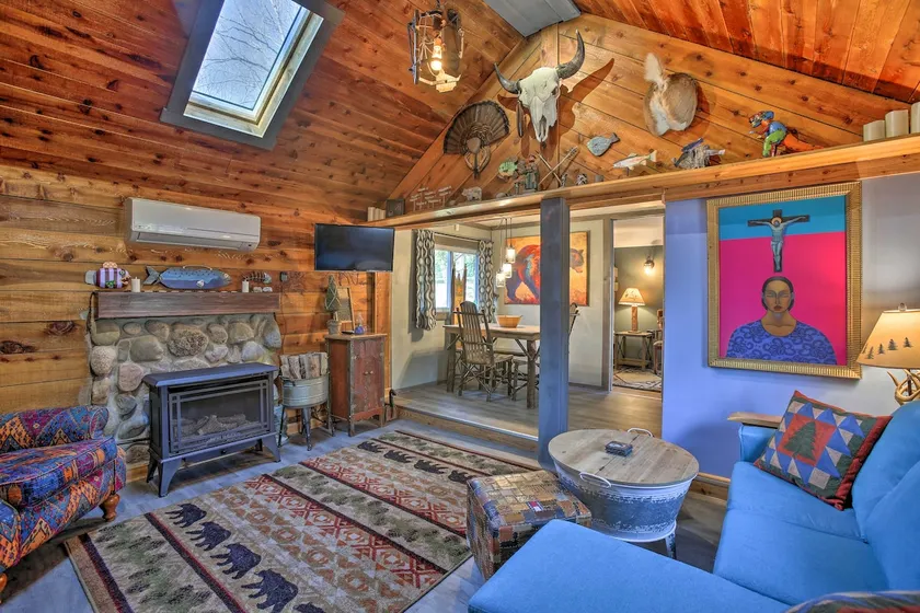 'Work, Play & Get Away Cabin' Near Higgins Lake! - Image 1