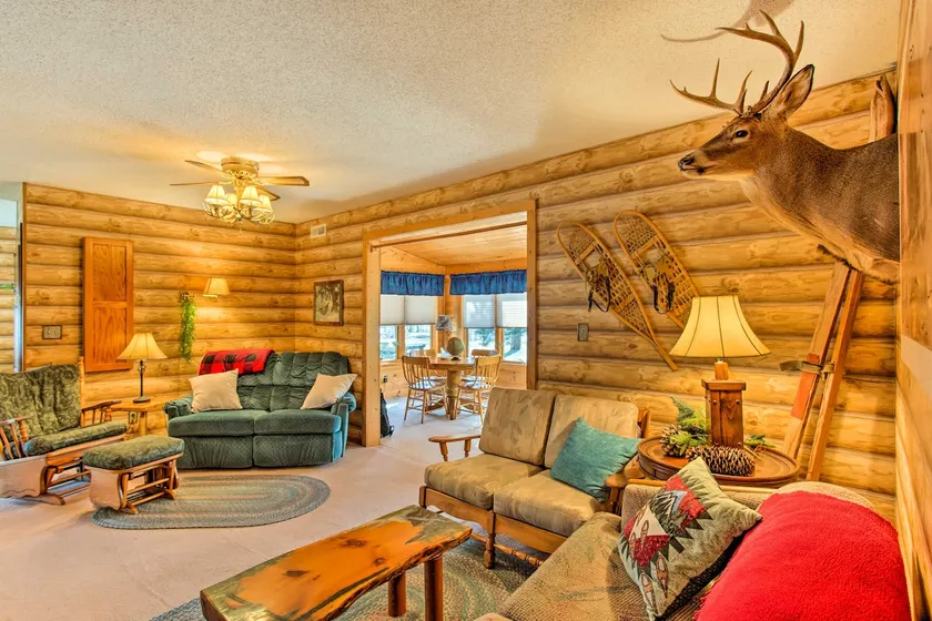 Fish & Hike: Wooded Cabin 9 Mi to Lake Nebagamon! - Image 1