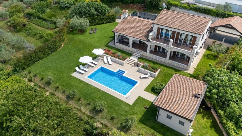 Villa Roma - Image 1