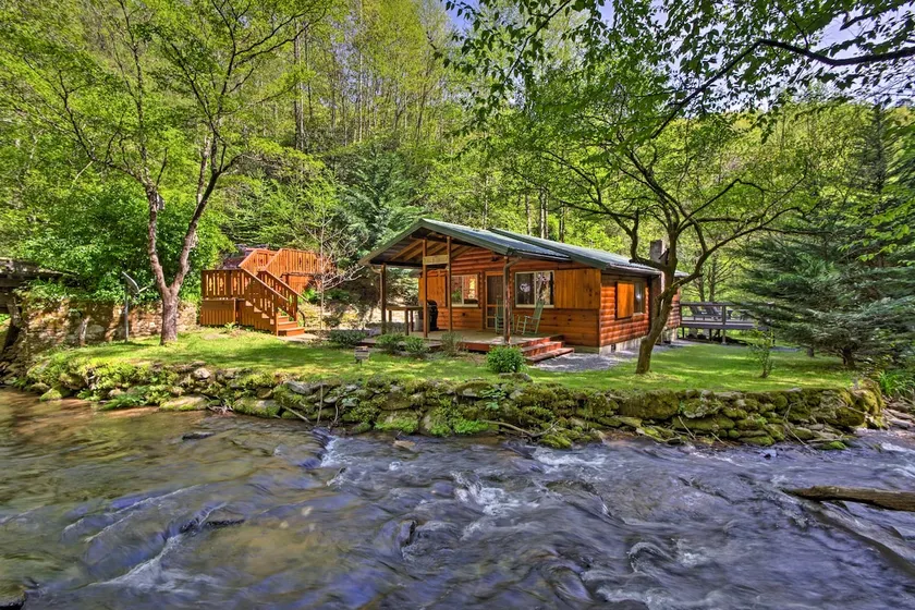 Bryson City Cabin avec foyer sur Coopers Creek! - Image 1