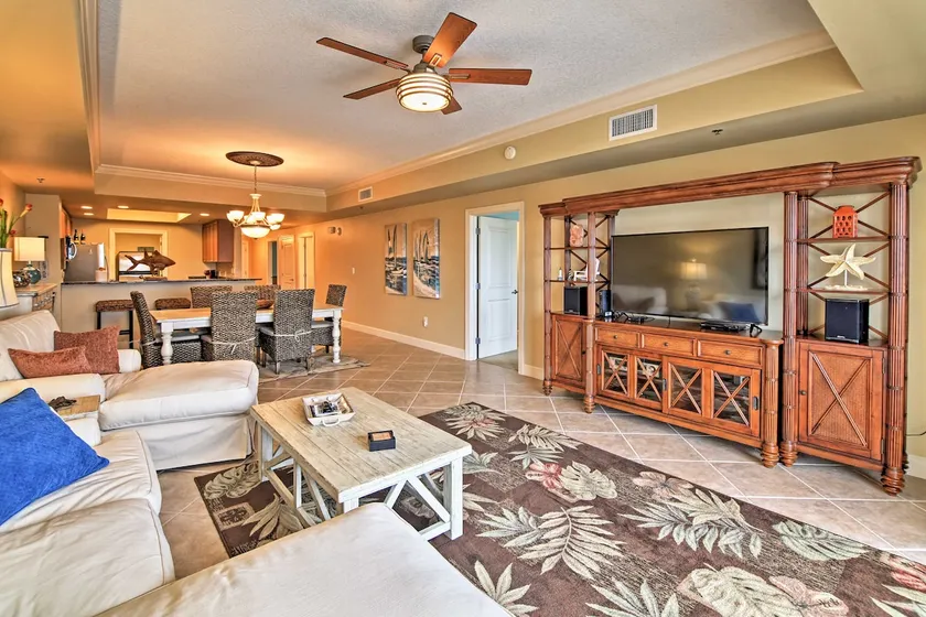 Beachfront Destin Condo w/ Pool & Harbor View! - Image 1