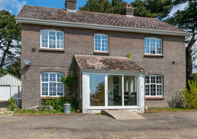 Field House - Image 1