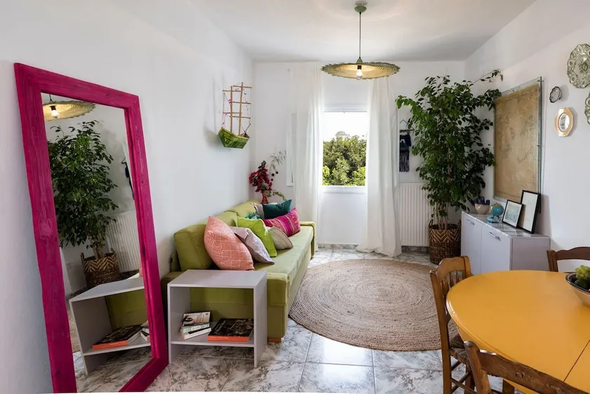 Menta II in Naousa with free parking Paros - Image 1