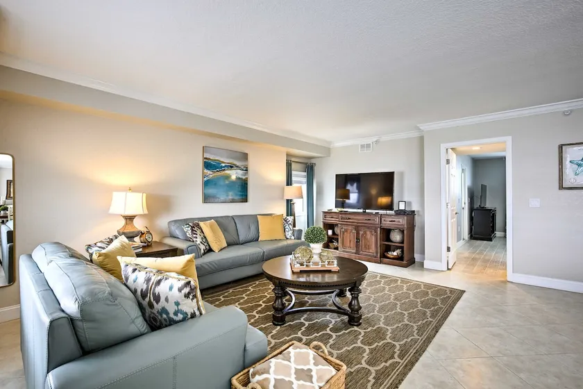 Bayfront Clearwater Beach Condo w/ Pool Access! - Image 1