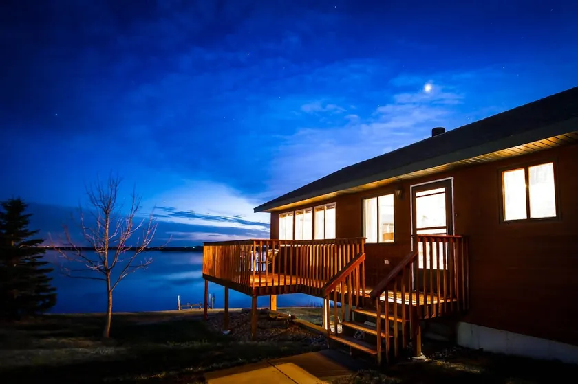 Waubay Getaway on Waubay Lake - Image 1