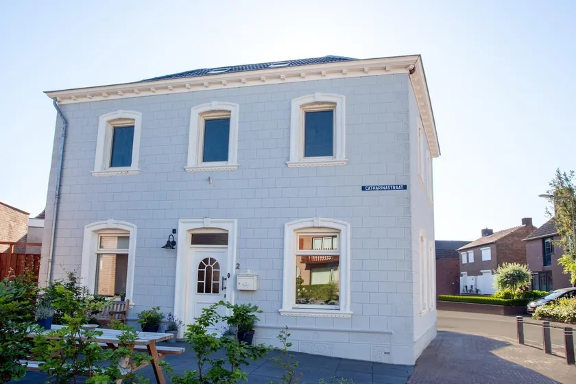 Charming hillside villa near Maastricht - Image 1