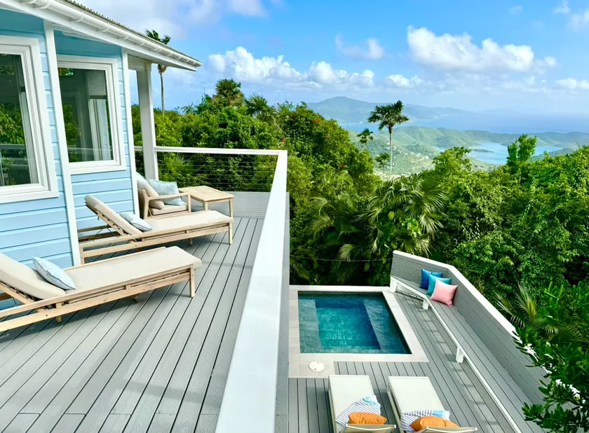 Vela Vista ~ Stunning 5BR/3BA with Views & Pool! - Image 1