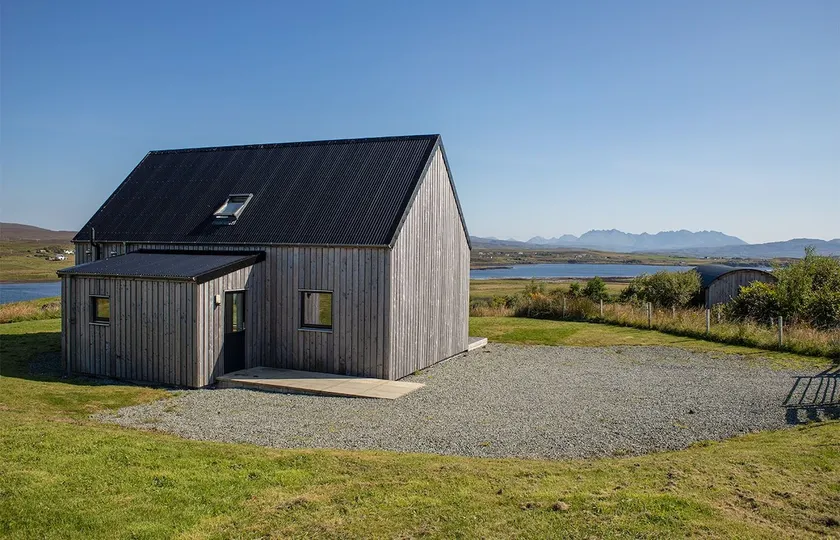 Taigh Uilleim Roag in Roag - Image 1