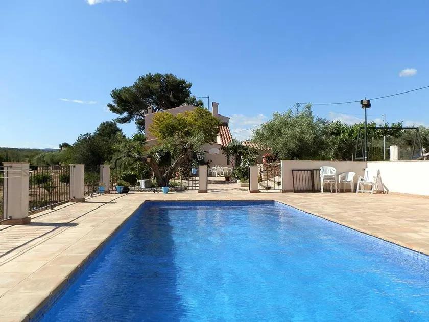 CASA VINYA DEL VENT, Ideal house for your holidays near the sea, free wifi, air conditioning optional, private pool, pets allowed, dog’s beach - Image 1