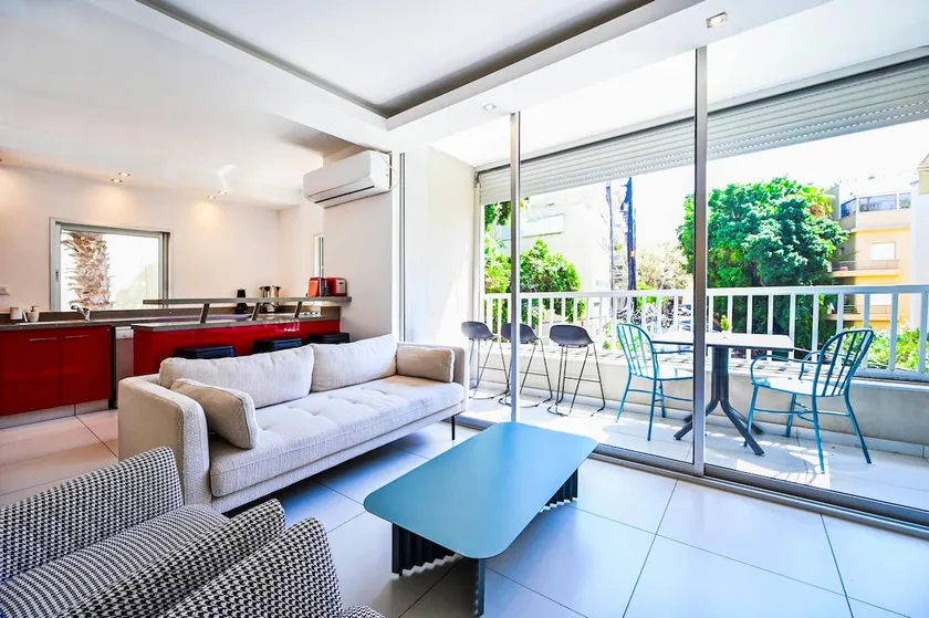 Fragrant Flower 3BR by HolyGuest - Free Parking - Image 1