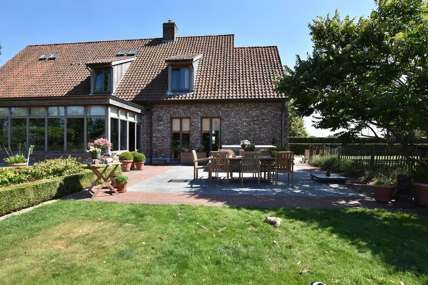 Mansion Den Ast with jacuzzi and garden - Image 1