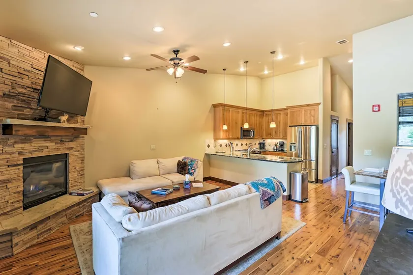 Elegant Frisco Condo w/ Private Hot Tub & Views! - Image 1