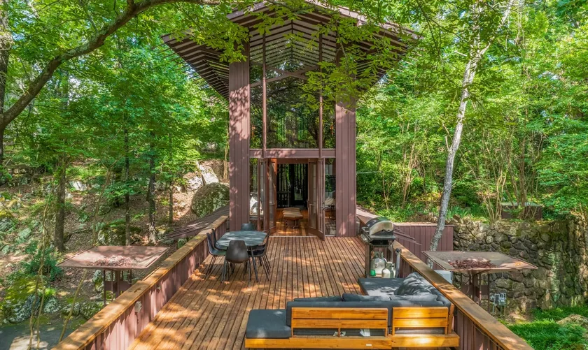 Fay Jones Historical A-Frame Luxury Design - Image 1