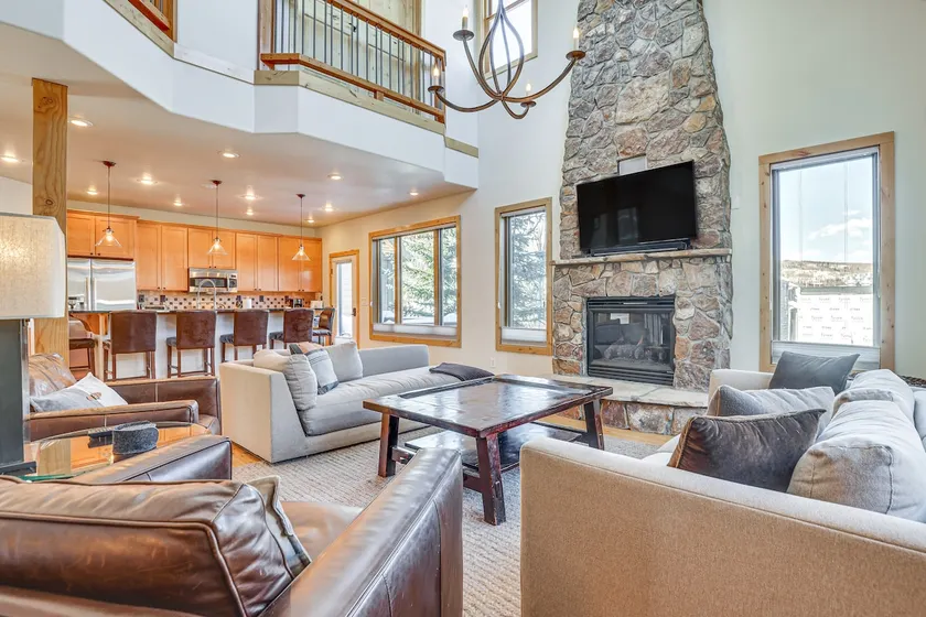 Downtown Frisco Home w / Mtn Views - Mins para Esquiar! - Image 1