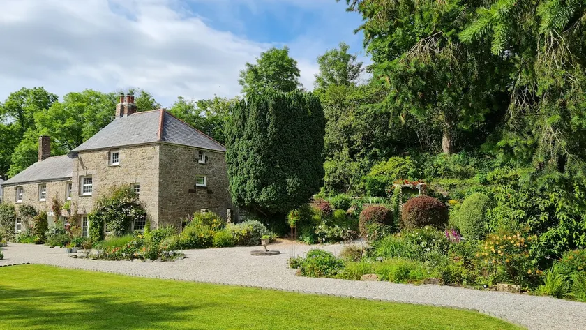 The Hideaway & Spa Terrace at Tregoose Old Mill - Image 1