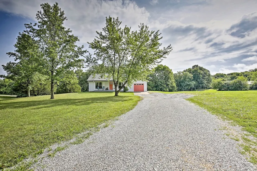 'Sunset Haven' Excelsior Springs Home on 3 Acres! - Image 1