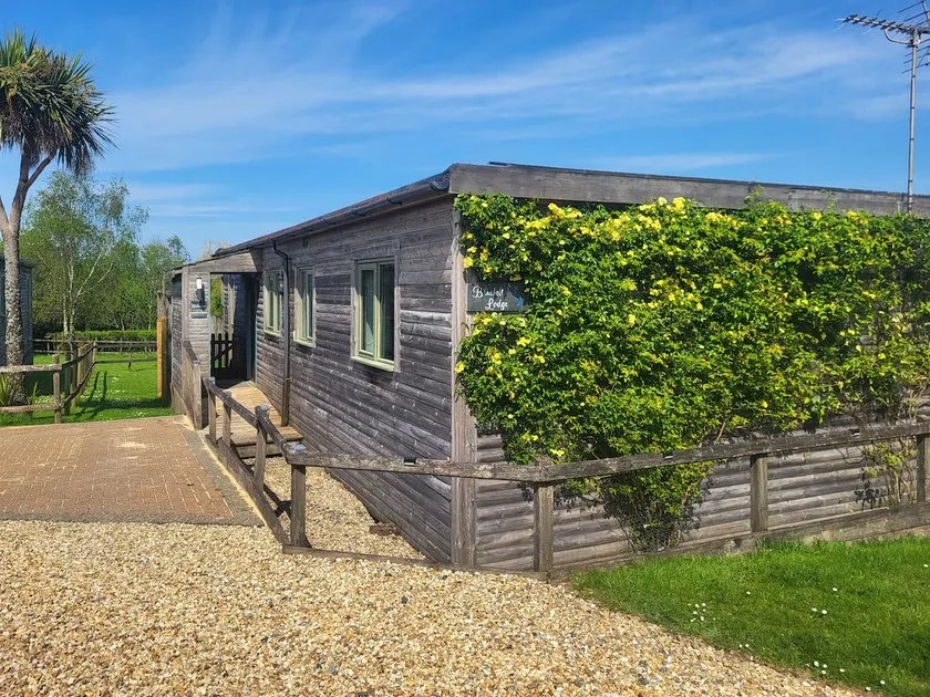 Bluebell Lodge - Image 1