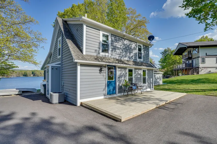 Uppdaterad Song Lake Home: Ski, Ice Fish, Snowmobile! - Image 1