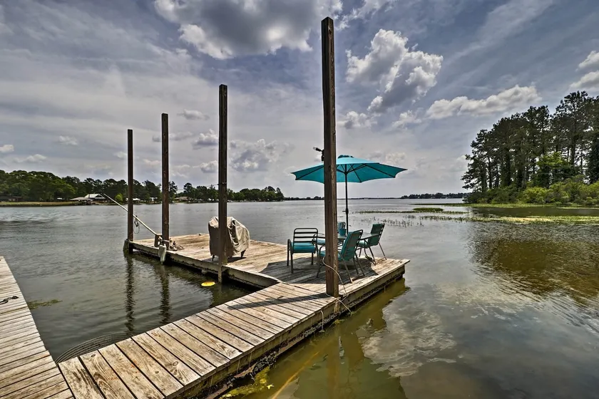 NY! Jordan Lake Home w / Shared Dock & Boat Slip! - Image 1