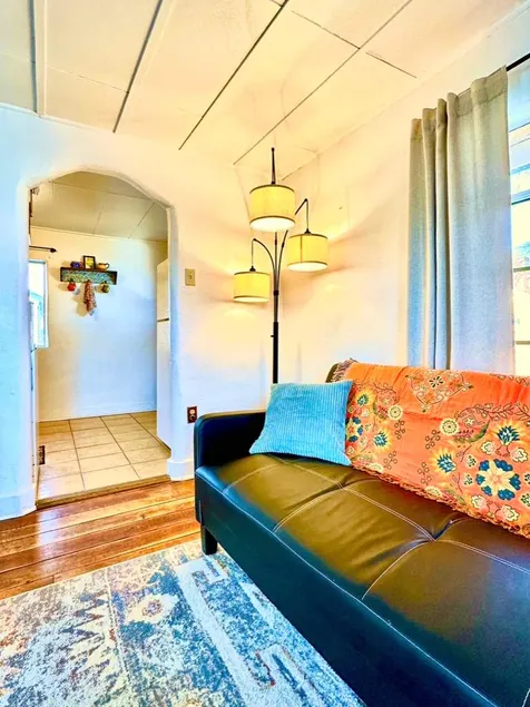 Southwest Casita | Pets Considered | Yard | Trails - Image 1