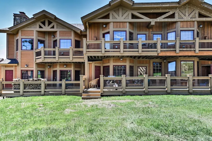 Southwind Seven Springs Home on Ski Slopes! - Image 1