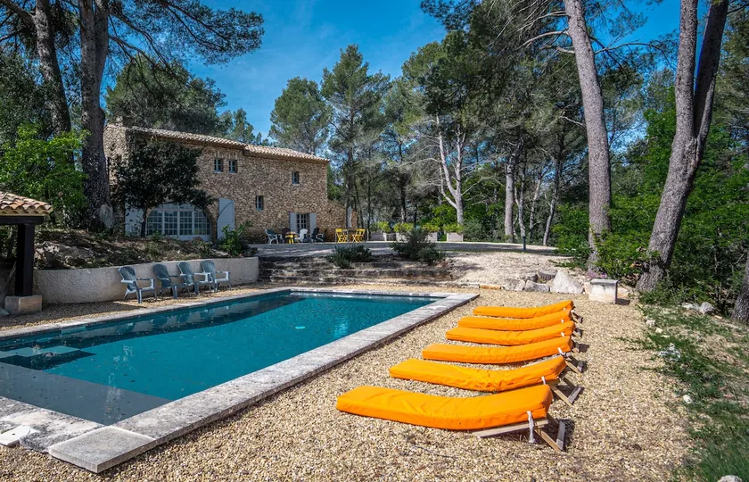 Provencalsk bondegård med panoramaudsigt og pool - Image 1