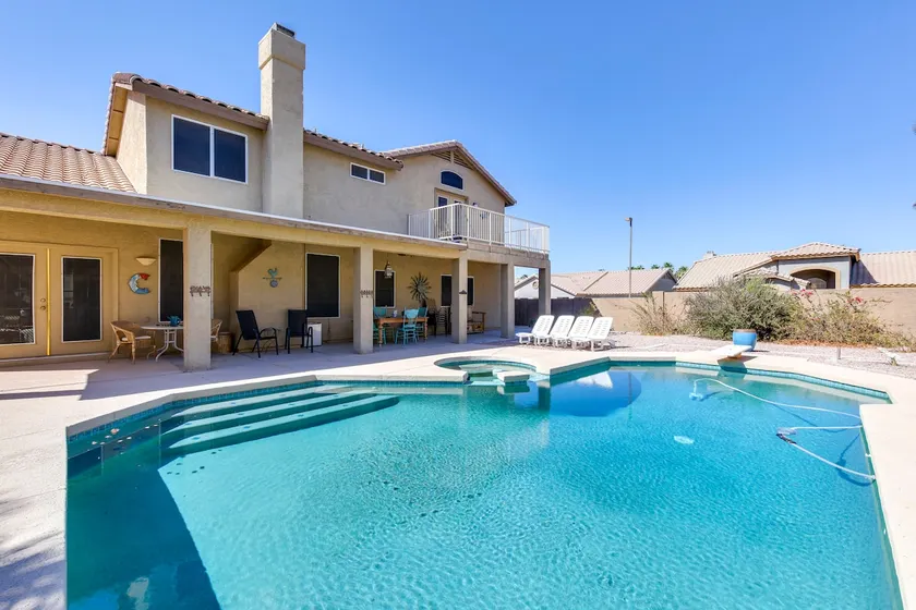 NY! Familievenlig Goodyear Home w / Pool & Spa! - Image 1