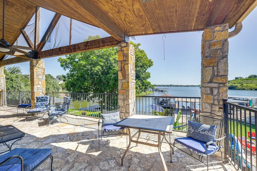 Luxury Lake Granbury Home: Dock, Hot Tub & Decks! - Image 1