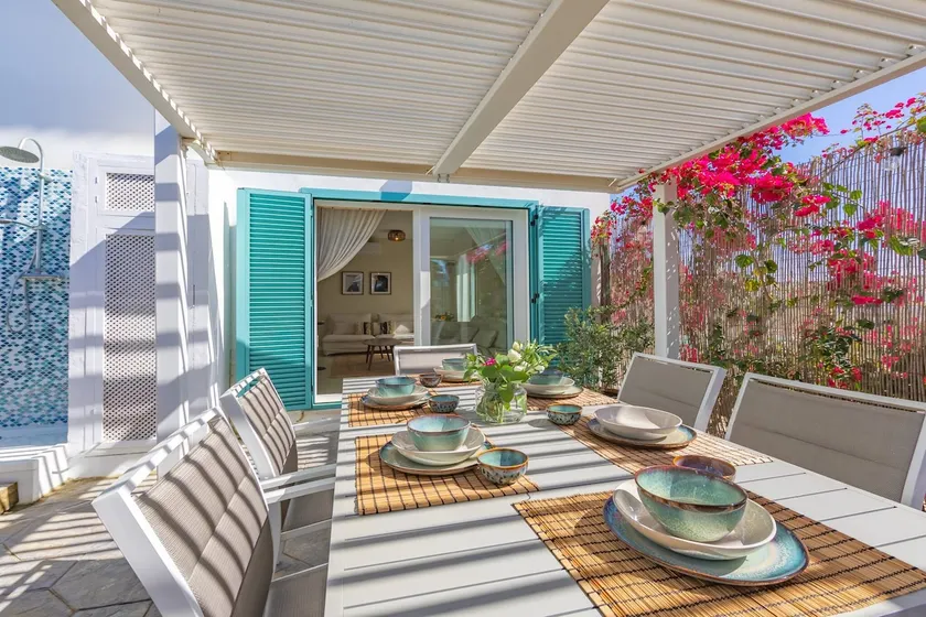 A garden sheltered from the east - Fiber Optic Wi-Fi - Image 1