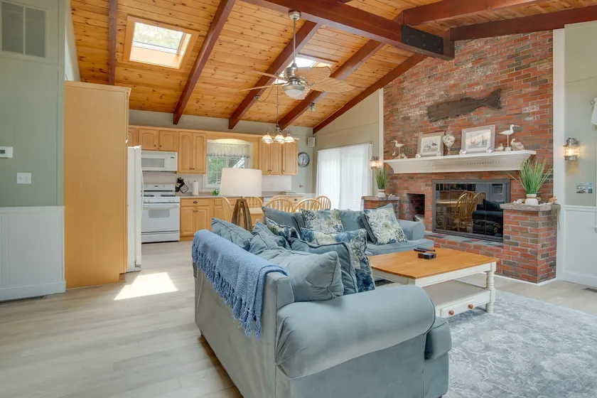 Ping-Pong Table, Beach Access: North Falmouth Home - Image 1
