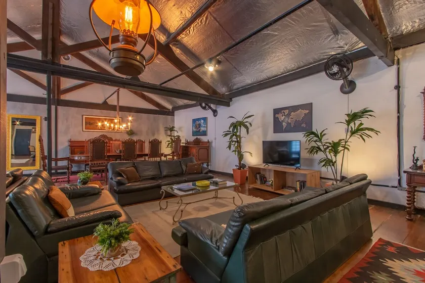 3 Bedrooms, Air-Conditioning, Garage and Cleaning Service - Image 1