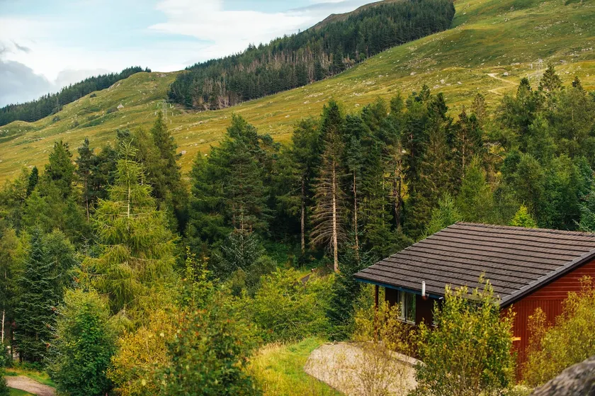 Gamekeeper Lodge loch and mountain view free wifi - Image 1