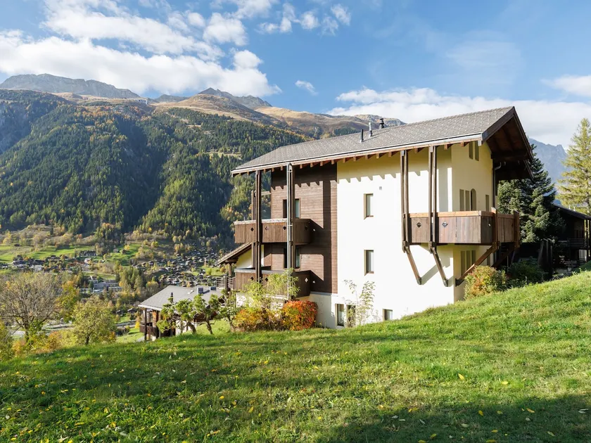 Aragon P36 by Interhome - Image 1