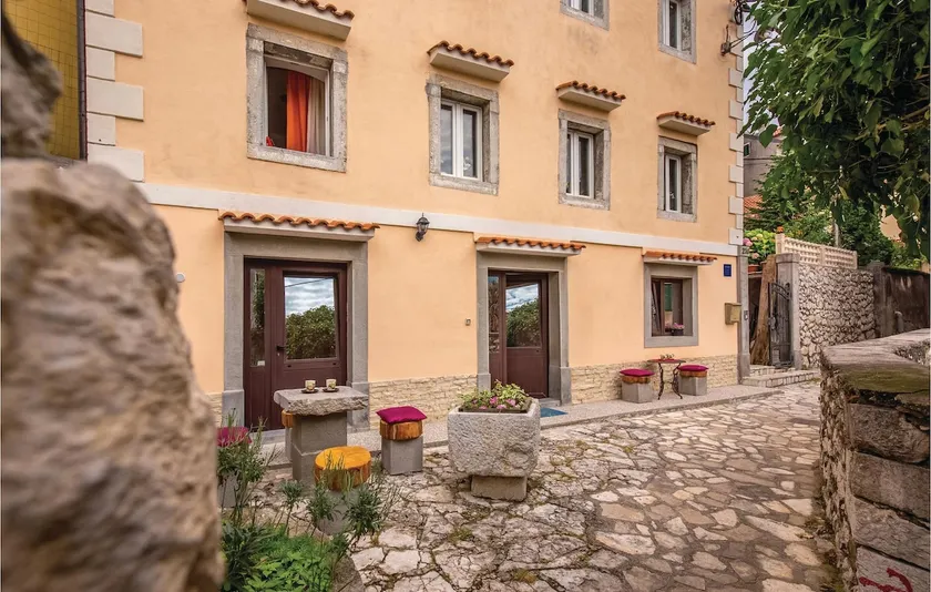 Gorgeous Apartment In Bakar With Wifi - Image 1