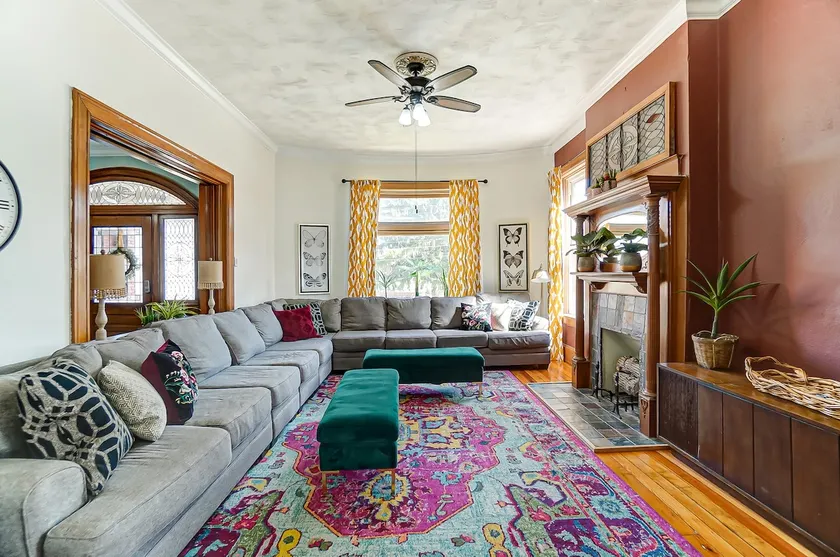 Convenient Cincy Boho Large Group Vacation Rental - Image 1