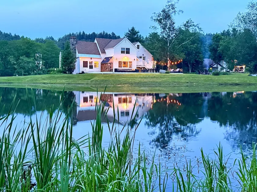The Villa - Industrial Farmhouse with Hot Tub - Image 1