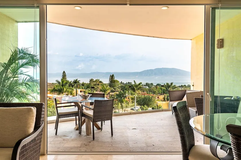 ANANA El Dorado 203 | Lake View & Resort Pool - Image 1