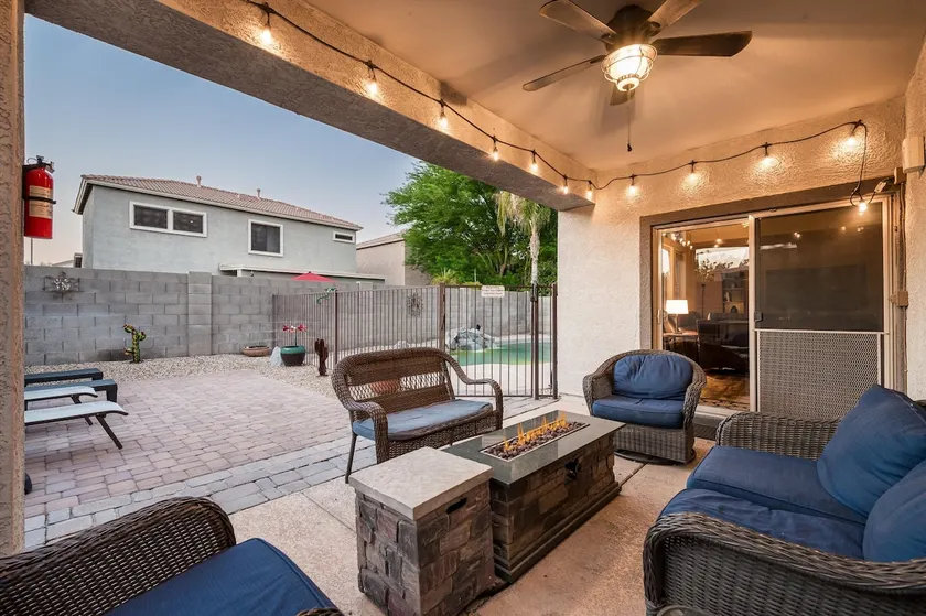 Surprise Paradise Heated Pool Pet Friendly - Image 1
