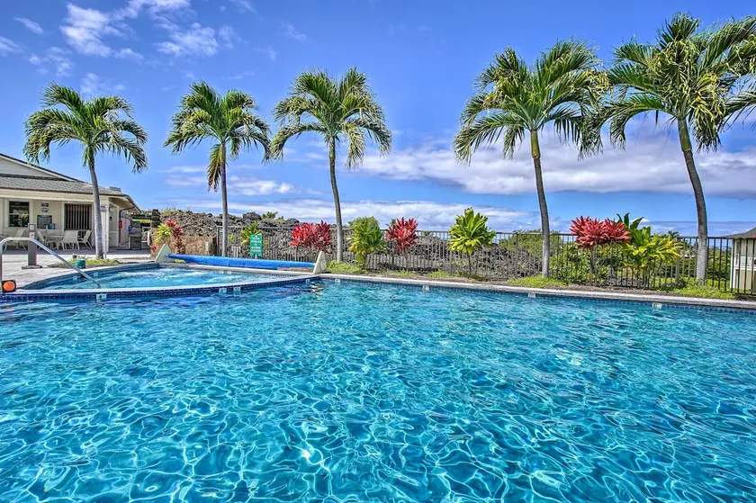 Lanai & Resort-Style Perks! Kona Townhome - Image 1