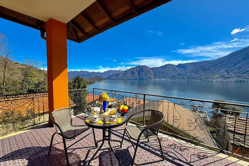 Isola Vista - Terrazzo - Image 1