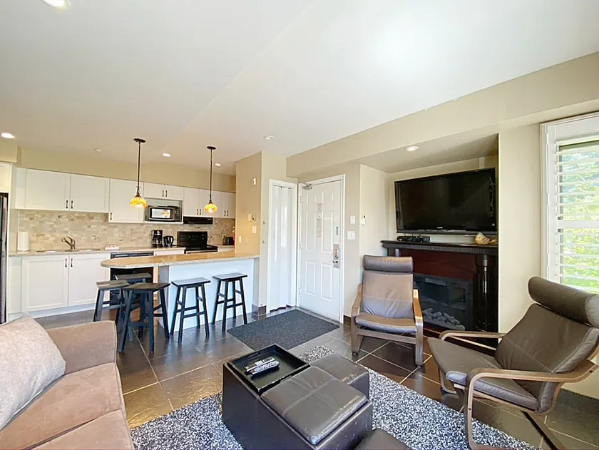 Blue Mountain Suites - Image 1