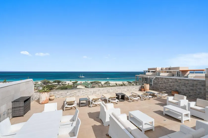 Beach View - Chic View Penthouse 3BR condo - LV603 - Image 1