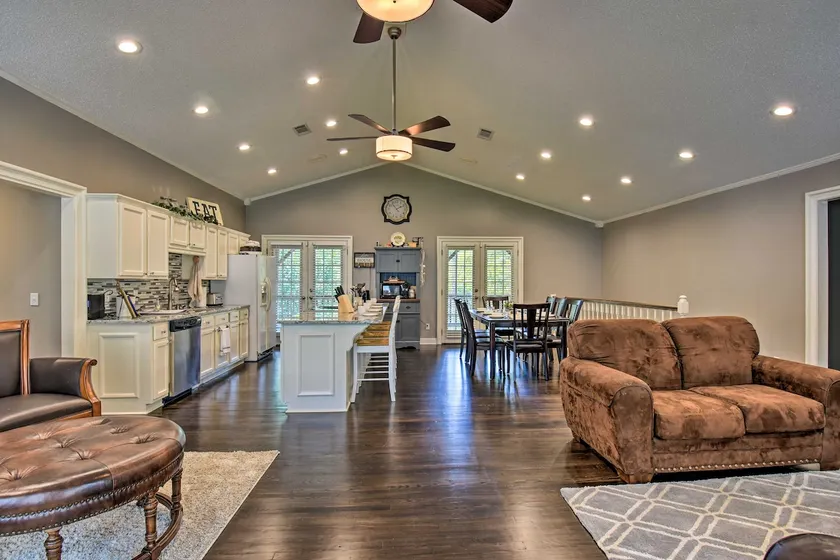 Lakefront Home w/ Private Dock in Hot Springs! - Image 1