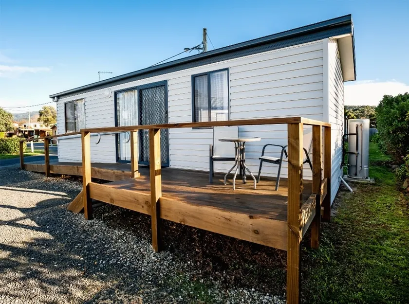Easy Access Cabin - Image 1