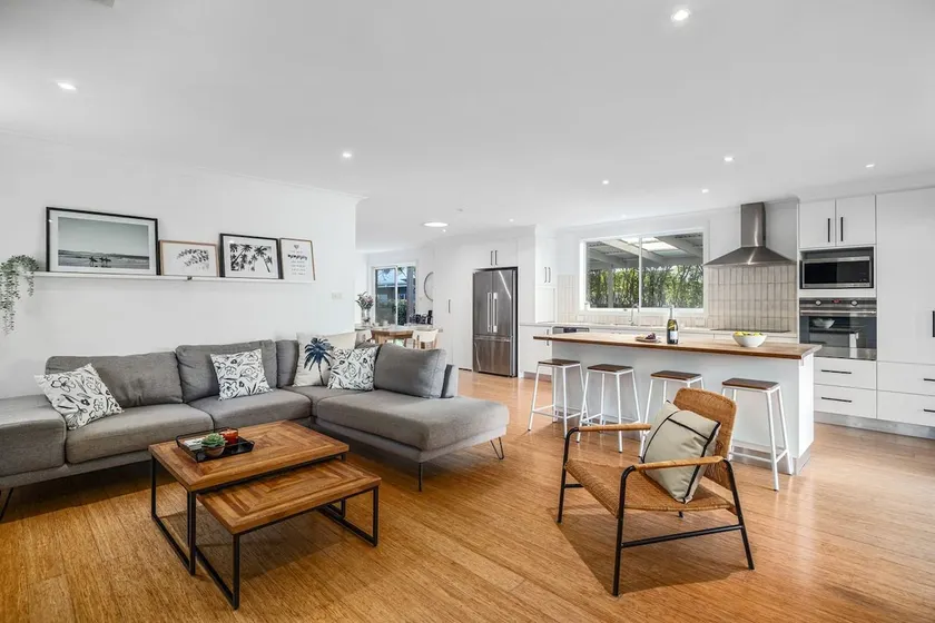 Avenida 36 - Mollymook, NSW - Image 1